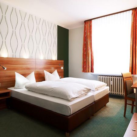 Hotel Marienbad Нюрнберг Экстерьер фото